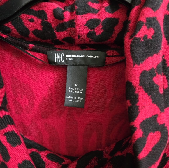 Like new INC petite red leopard belted top. - Picture 4 of 5